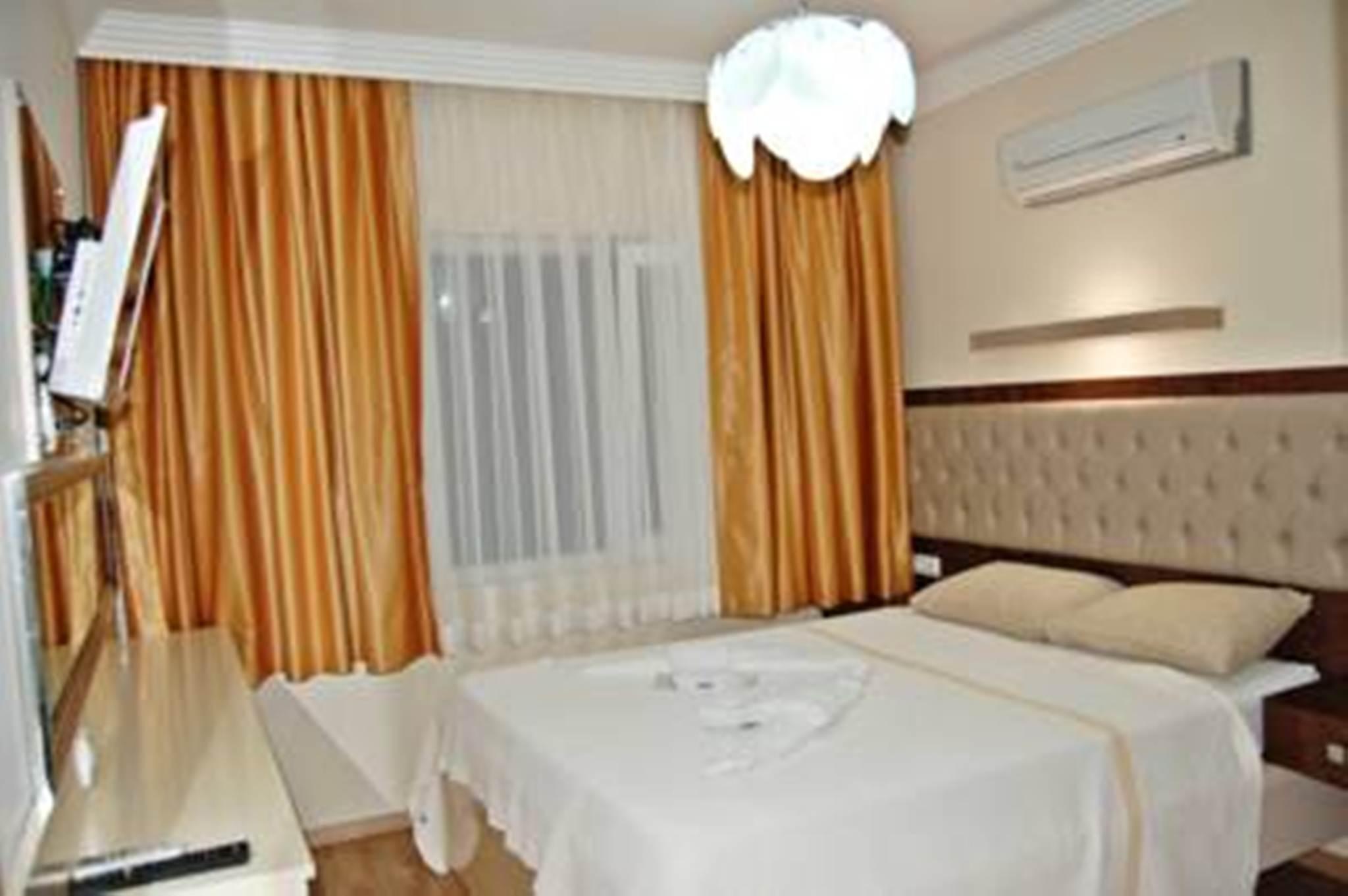 Hotel Twenty Antalya Bagian luar foto