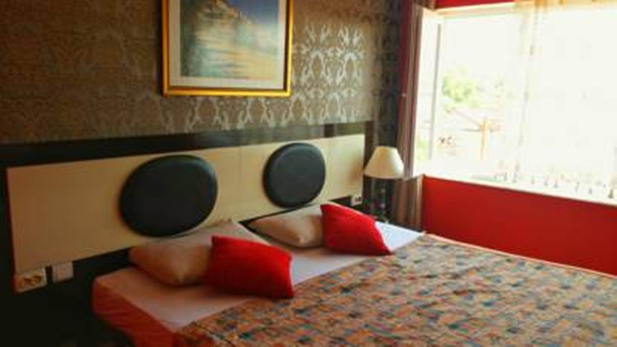 Hotel Twenty Antalya Bagian luar foto