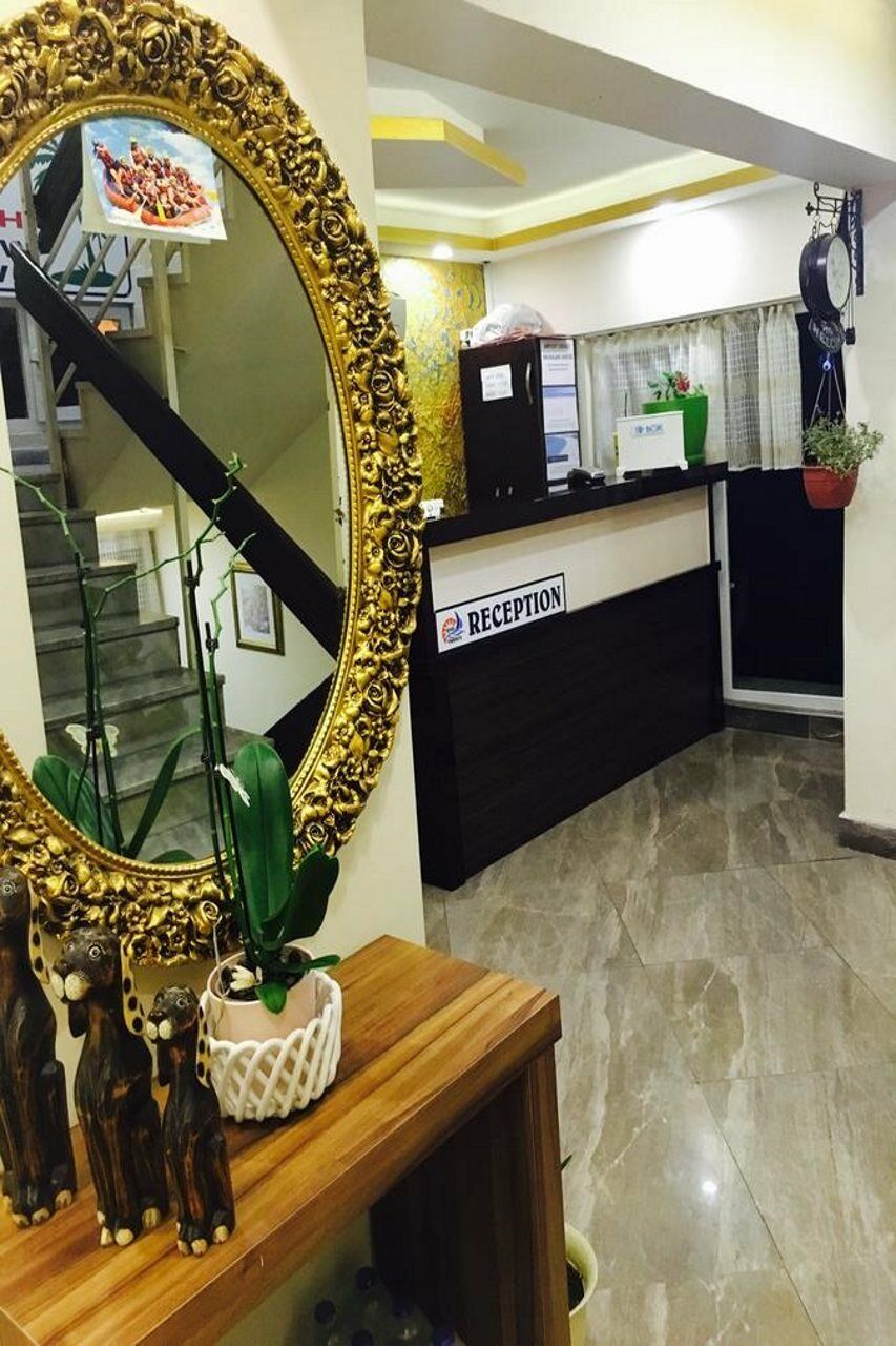 Hotel Twenty Antalya Bagian luar foto
